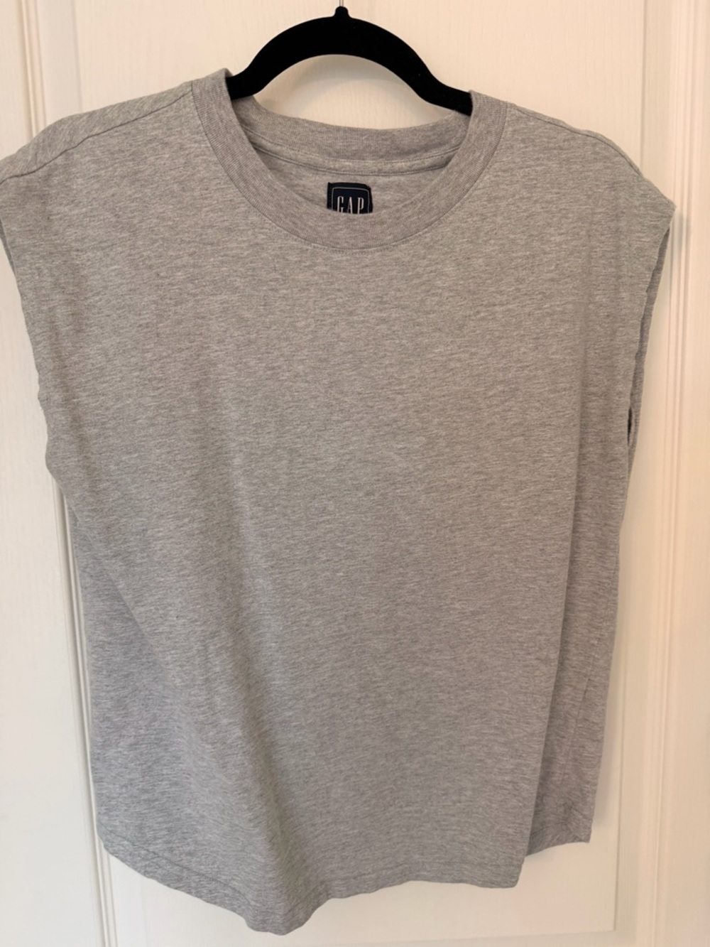 GAP Light Heather Gray Crewneck Muscle Tee M